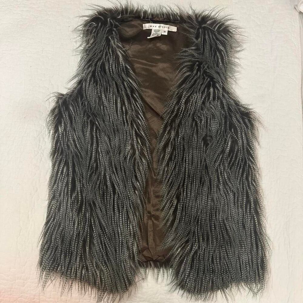 Max studio faux fur shag